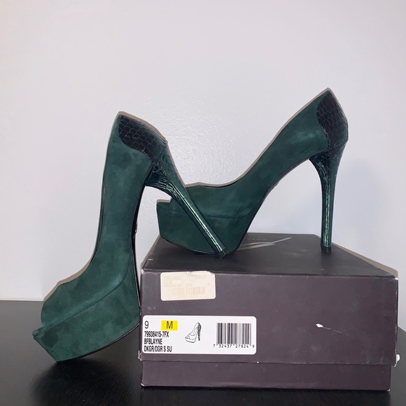 Brian Atwood Blayne ostrich peep toe heels 9 green - Picture 8 of 8